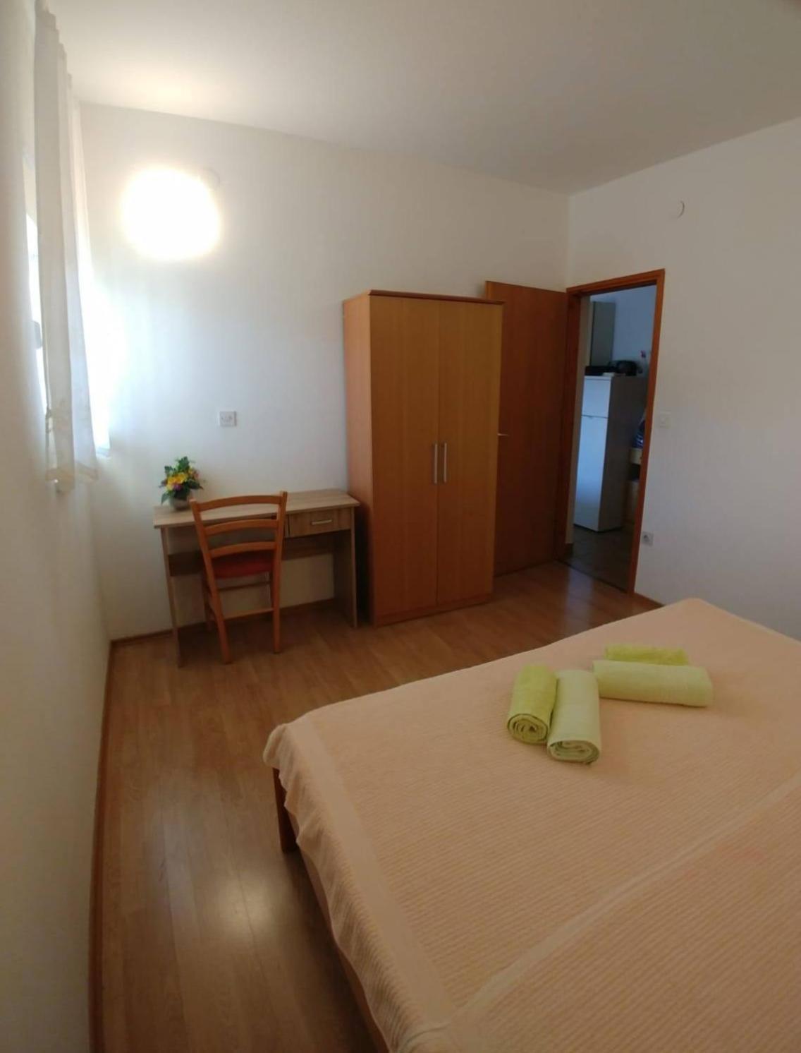 Apartments With A Parking Space Kornic, Krk - 5306 Habitación foto